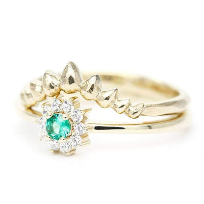 Cluster Engagement Ring Curved Engagement Ring,Engagement Ring, Curved Engagement Ring,Wedding Emerald Set, Delicate Ring,Chevron Ring - NOOI JEWELRY