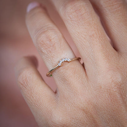 Diamond Wedding Band, Curved Diamond Wedding Band 18K Gold, Crown Wedding Ring, Curved Diamond Band, Wedding Ring Set - NOOI JEWELRY
