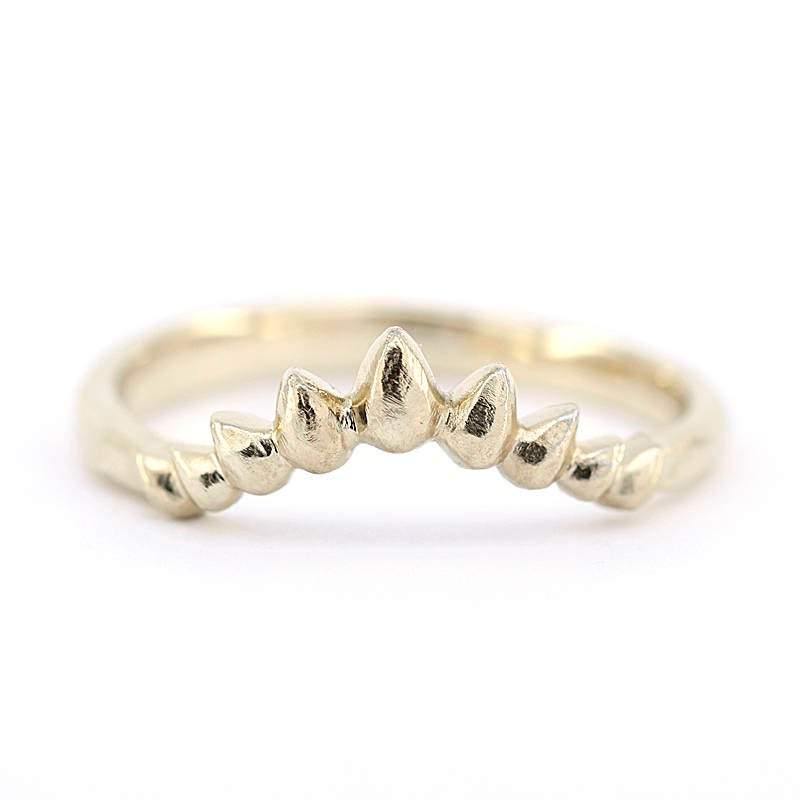 Crown Ring 18K Curved Wedding Band, Curved Wedding Band 18K Gold, Crown Wedding Ring, Gold Curved Band, Wedding Ring Set - NOOI JEWELRY