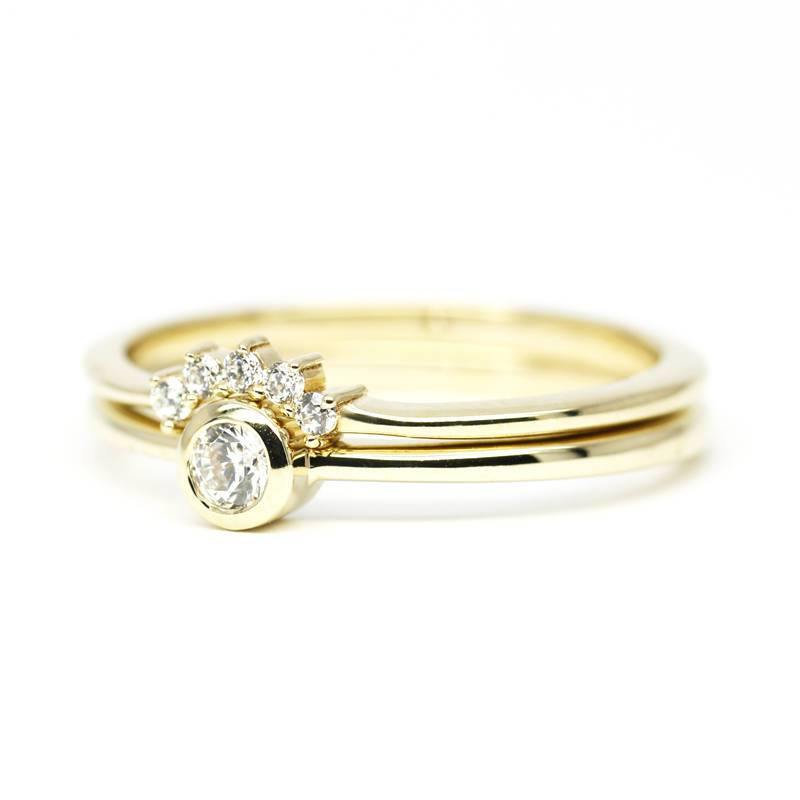 Curved Wedding Band, Dainty Engagement Ring, engagement ring, simple ring, unique ring, minimal ring, diamond  ring, delicate ring, Curved - NOOI JEWELRY