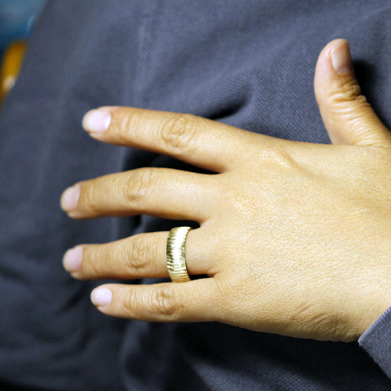 Wedding Band, wedding band hammered gold, Wedding Band Ring, Mens Wedding ring, Wedding Band, rustic wedding band, Organic Wedding Ring - NOOI JEWELRY