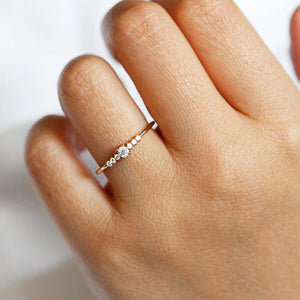 Round diamond engagement ring side stones | Diamond rings modern simple - NOOI JEWELRY