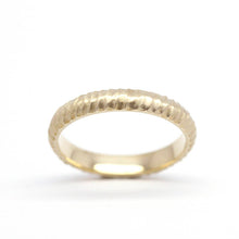Load image into Gallery viewer, wedding band, gold wedding band, Wedding Band Ring, Mens Wedding ring, 18k Wedding Band, Organic 18k Gold Wedding Ring - NOOI JEWELRY