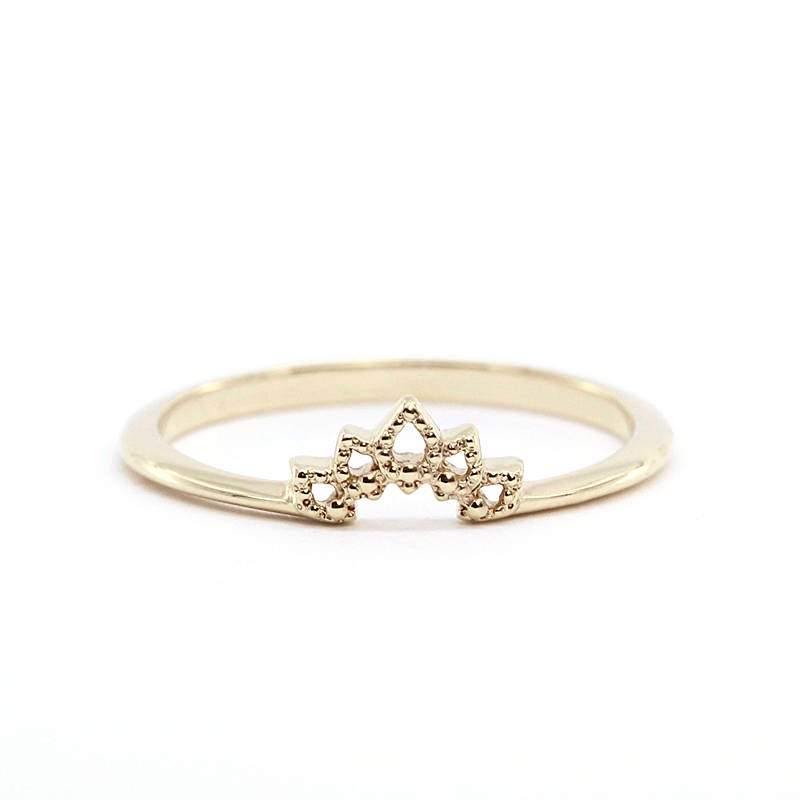 Curved Band, 18K Curved Wedding Band, Curved Wedding Band 18K Gold, Crown Wedding Ring, Gold Curved Band, Wedding Ring Set, nesting Rings - NOOI JEWELRY