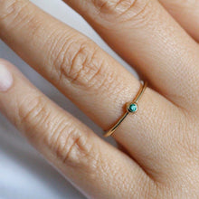 Load image into Gallery viewer, Emerald Engagement Ring, May Birthstone Ring, Emerald Ring, Thin delicate Ring, Stackable Emerald, Engagement Ring, Stacking Ring, Ring - NOOI JEWELRY