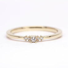 Load image into Gallery viewer, Diamond ring engagement simple classy | Small diamond cluster engagement ring - NOOI JEWELRY
