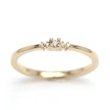 Load image into Gallery viewer, Diamond ring engagement simple classy | Small diamond cluster engagement ring - NOOI JEWELRY