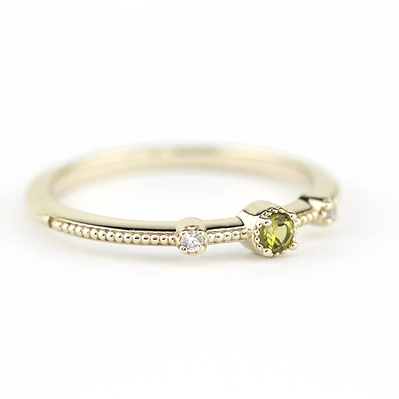 Green tourmaline and diamond engagement ring - NOOI JEWELRY
