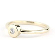 Load image into Gallery viewer, round diamond engagement rings bezel - NOOI JEWELRY