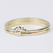 Load image into Gallery viewer, Diamond Engagement Ring, wedding band curved, Solitaire Diamond Ring, Wedding Ring Set, Diamond Ring, White Diamond Wedding Ring - NOOI JEWELRY