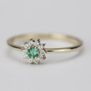 classic engagement ring with emerald and diamonds, simple ring with emerald and diamonds, gold ring and diamonds, diamond and emerald ring - NOOI JEWELRY