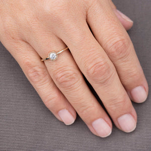 hexagonal diamond engagement ring | 0.25 ct. diamond ring - NOOI JEWELRY