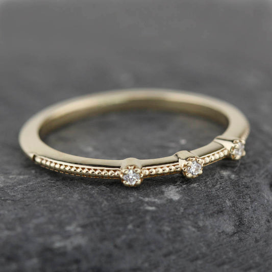 Three stones wedding band simple | Filigree wedding band - NOOI JEWELRY