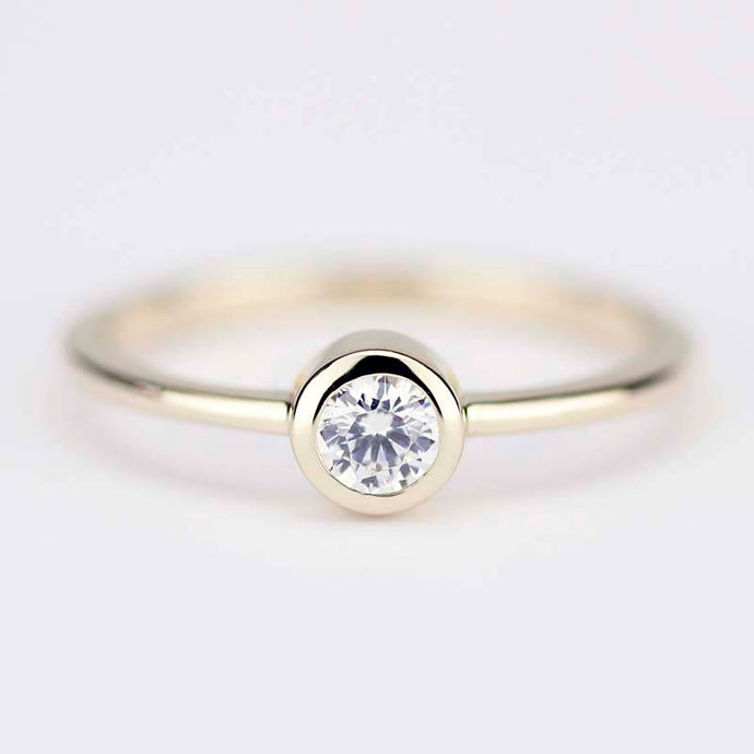 Solitaire engagement ring round simple | Bezel setting diamond engagement ring - NOOI JEWELRY