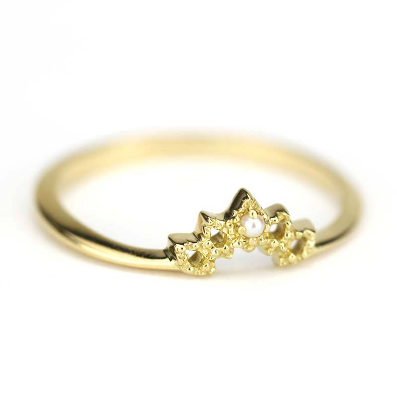 Pearl wedding ring, wedding band, wedding band curved, pearl ring, pearl ring, pearl wedding band, v band, yellow gold wedding band - NOOI JEWELRY