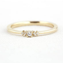 Load image into Gallery viewer, Diamond ring engagement simple classy | Small diamond cluster engagement ring - NOOI JEWELRY