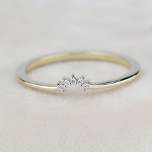 Load image into Gallery viewer, Diamond Engagement Ring, wedding band curved, Solitaire Diamond Ring, Wedding Ring Set, Diamond Ring, White Diamond Wedding Ring - NOOI JEWELRY