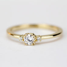 Load image into Gallery viewer, Minimalist engagement ring | Three stones diamond ring simple | 18k gold 0,25ct diamond - NOOI JEWELRY