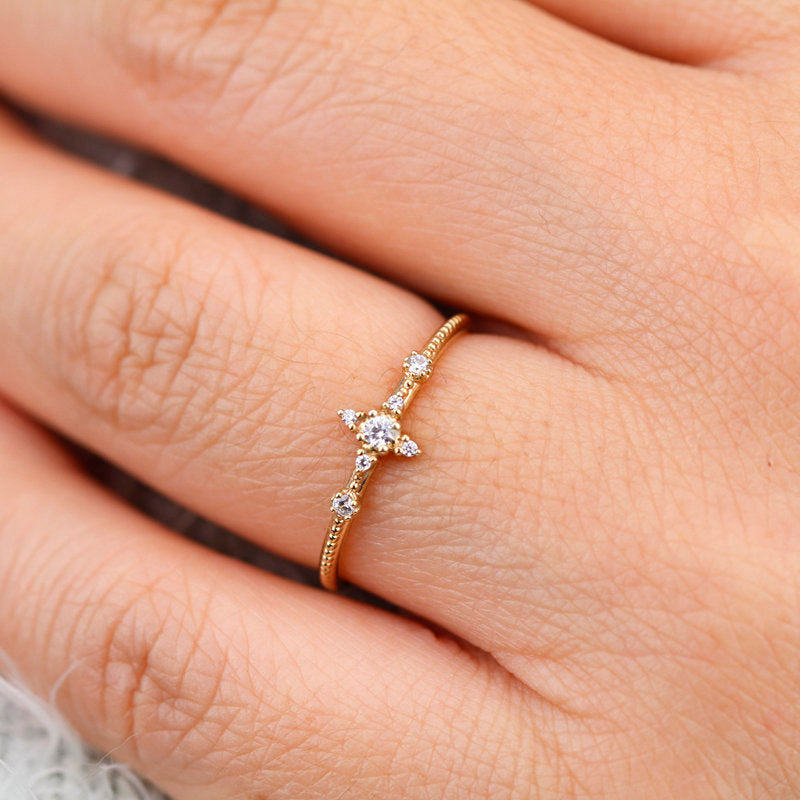 Diamond cluster engagement ring | Delicate engagement ring - NOOI JEWELRY