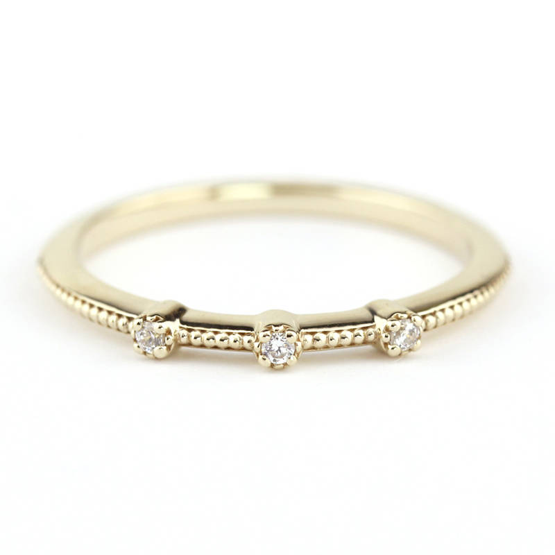 Three stones wedding band simple | Filigree wedding band - NOOI JEWELRY