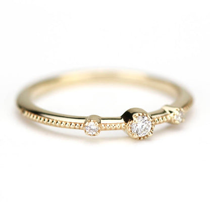 Three stones wedding band simple | Filigree wedding band - NOOI JEWELRY