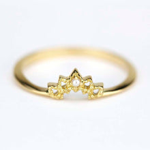 Load image into Gallery viewer, Pearl wedding ring, wedding band, wedding band curved, pearl ring, pearl ring, pearl wedding band, v band, yellow gold wedding band - NOOI JEWELRY