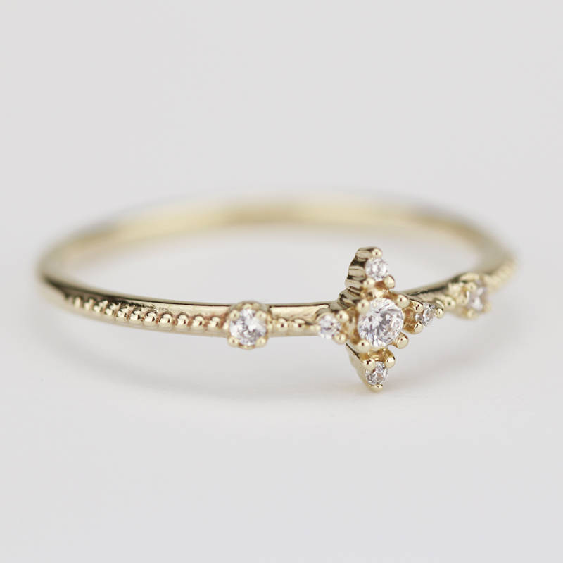 Diamond cluster engagement ring | Delicate engagement ring - NOOI JEWELRY