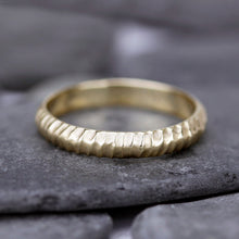 Load image into Gallery viewer, wedding band, gold wedding band, Wedding Band Ring, Mens Wedding ring, 18k Wedding Band, Organic 18k Gold Wedding Ring - NOOI JEWELRY