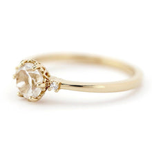 Load image into Gallery viewer, Engagement ring round | White topaz and diamond ring - NOOI JEWELRY