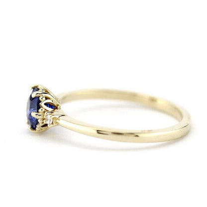 Blue kyanite engagement ring, Three stones ring 18k gold - NOOI JEWELRY
