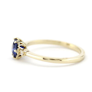 Blue kyanite engagement ring, Three stones ring 18k gold - NOOI JEWELRY