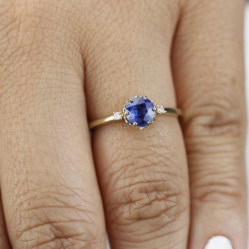 Blue kyanite engagement ring, Three stones ring 18k gold - NOOI JEWELRY