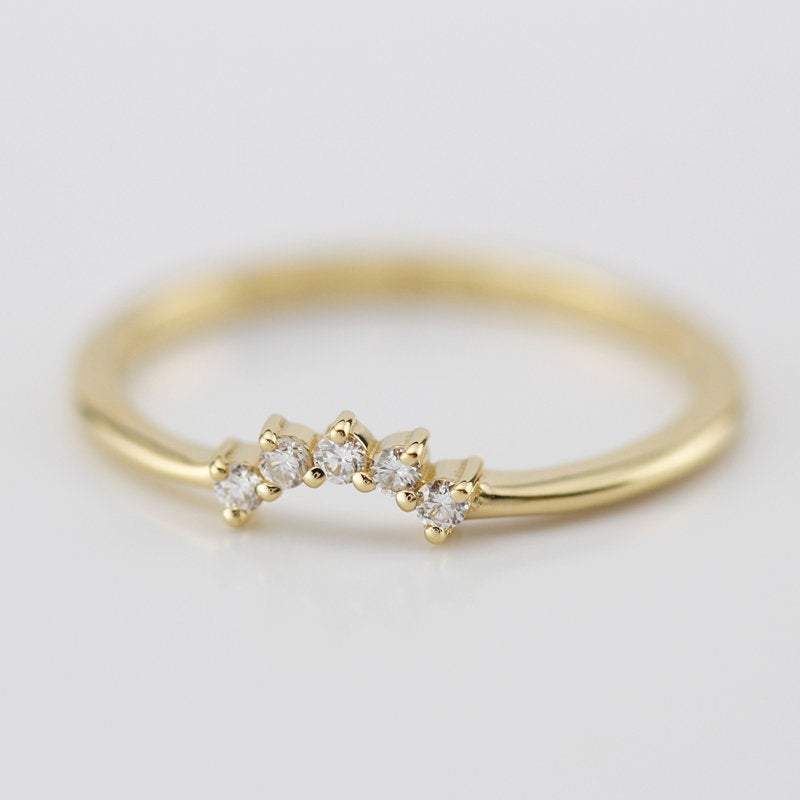 Diamond Wedding Band, Curved Diamond Wedding Band 18K Gold, Crown Wedding Ring, Curved Diamond Band, Wedding Ring Set - NOOI JEWELRY