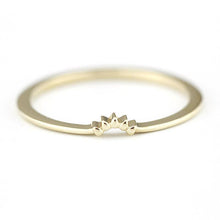 Load image into Gallery viewer, 18K Curved Wedding Band, Curved Wedding Band 18K Gold, Crown Wedding Ring, Gold Curved Band, Wedding Ring Set R146 - NOOI JEWELRY