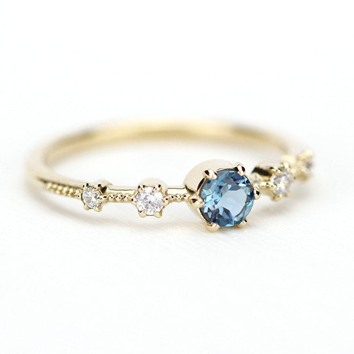 London blue topaz engagement ring unique, blue topaz and diamonds ring - NOOI JEWELRY