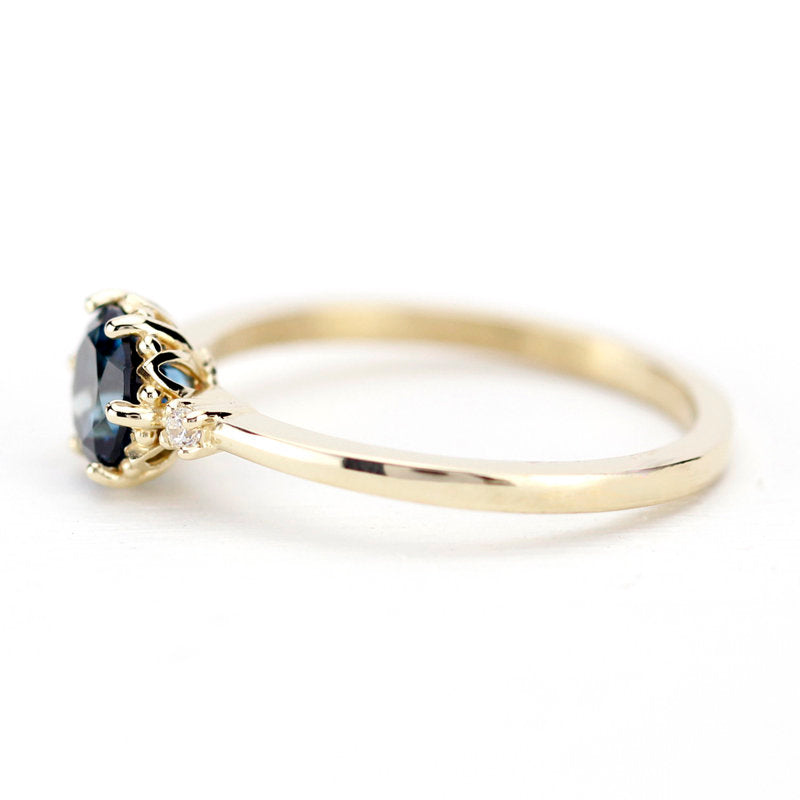 London blue topaz engagement ring unique, 18k gold and diamonds - NOOI JEWELRY