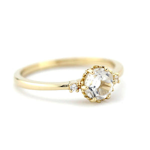 Engagement ring round | White topaz and diamond ring - NOOI JEWELRY