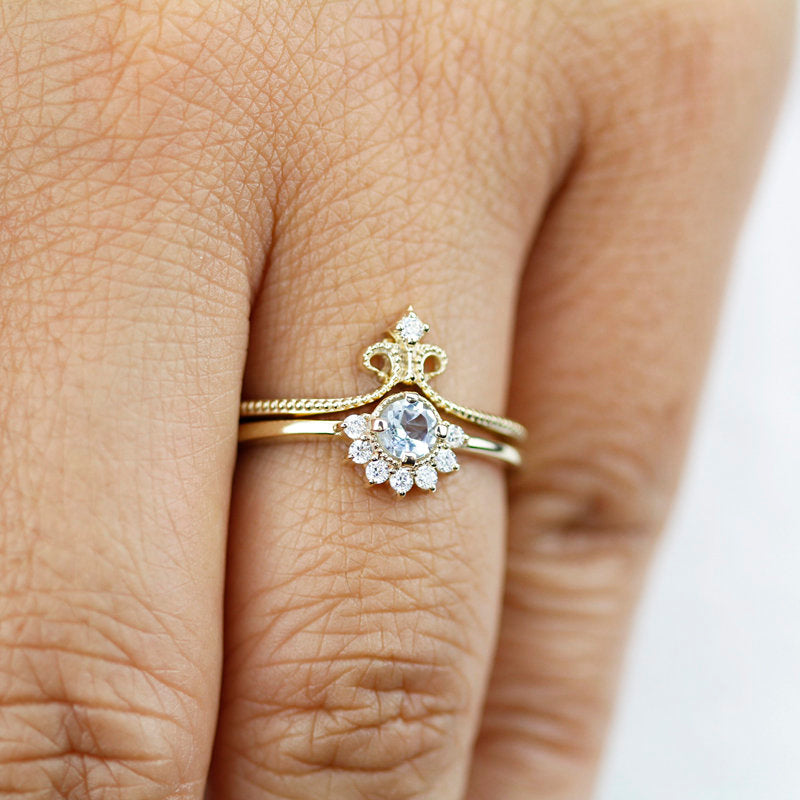 Wedding set aquamarine and diamonds, 18k gold cluster ring and wedding band - NOOI JEWELRY
