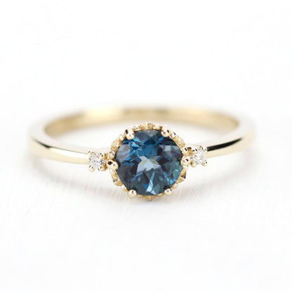 London blue topaz engagement ring unique, 18k gold and diamonds - NOOI JEWELRY