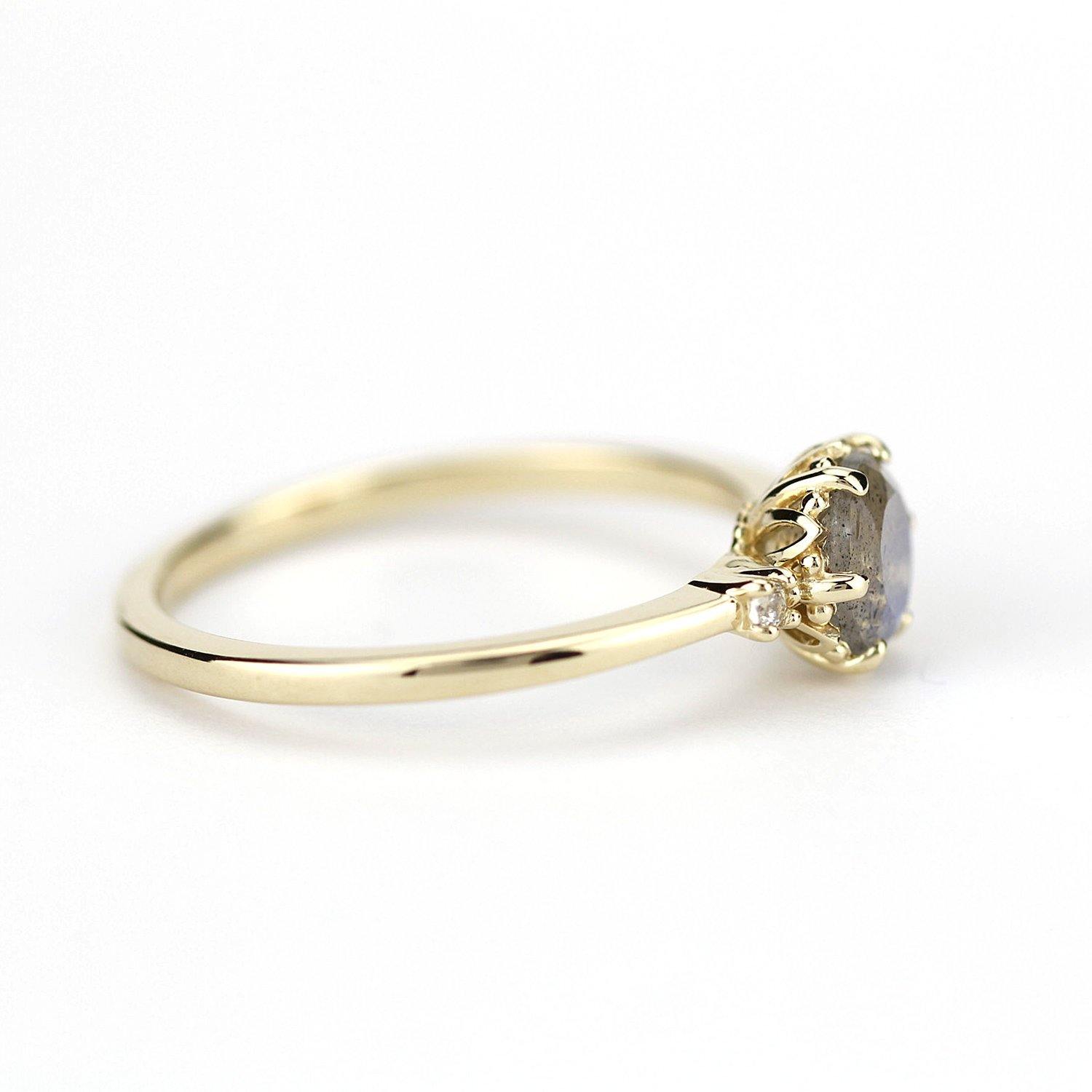 delicate engagement ring three stone ring labradorite and diamond 18k gold - NOOI JEWELRY