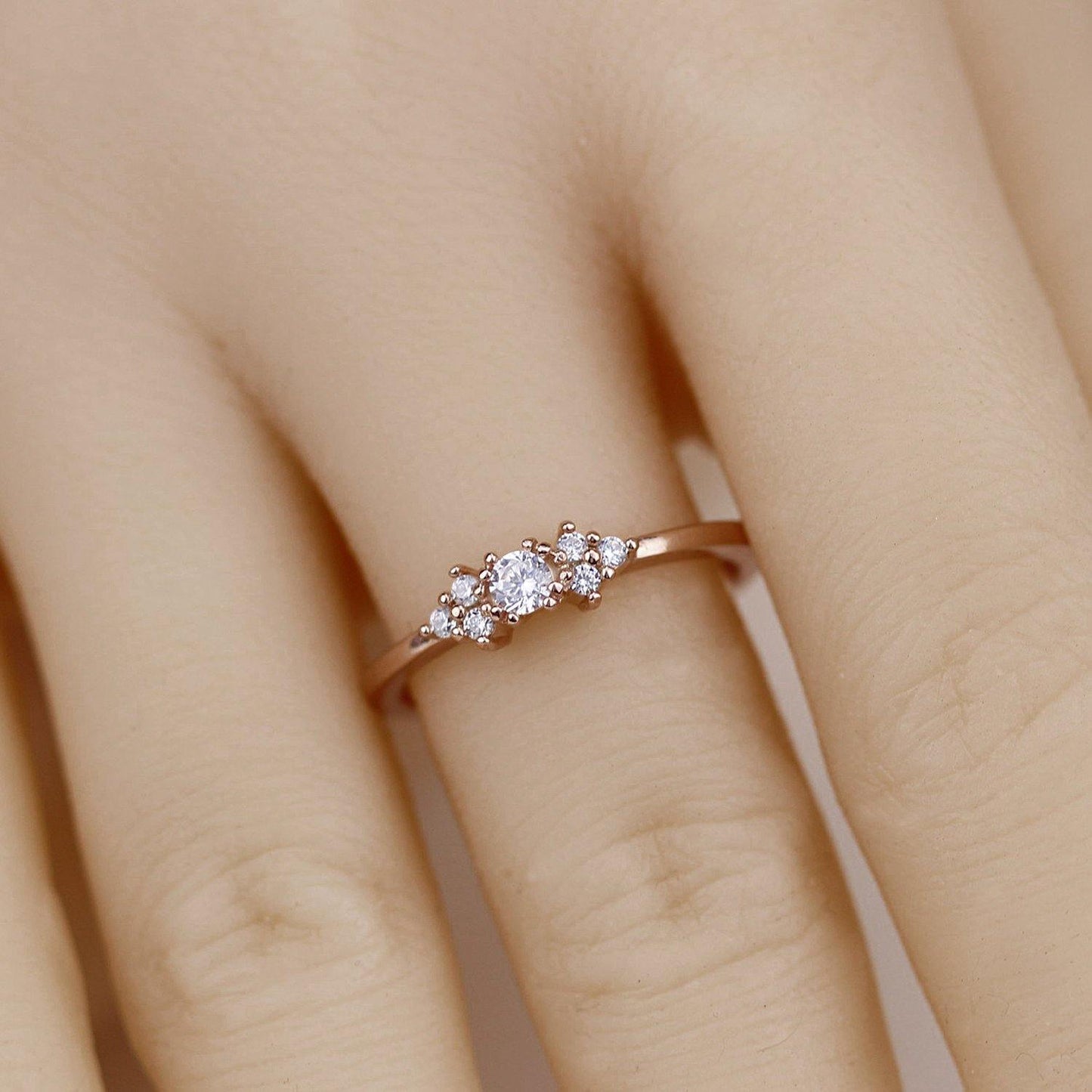 cluster engagement ring round rose gold - NOOI JEWELRY