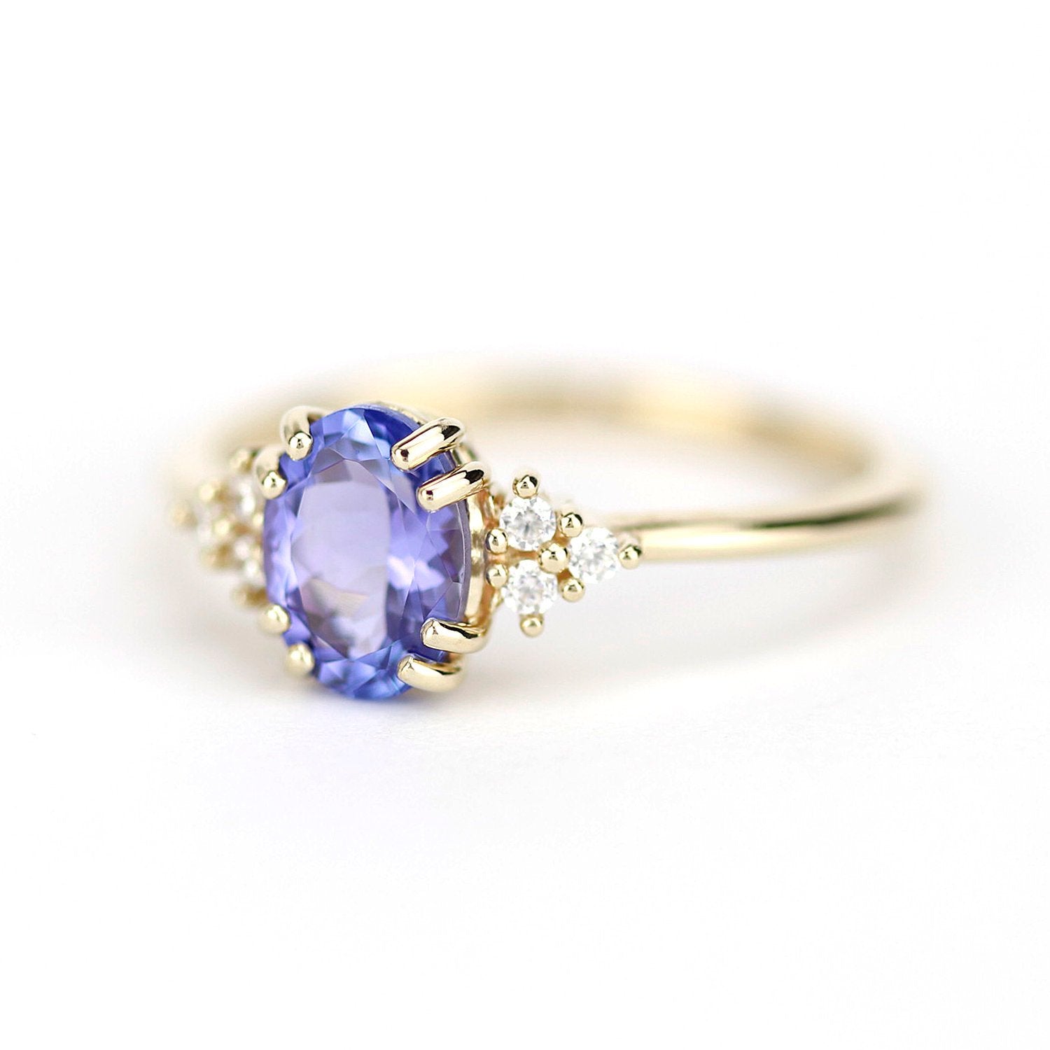 oval tanzanite and diamonds ring, diamond and tanzanite engagement ring - NOOI JEWELRY