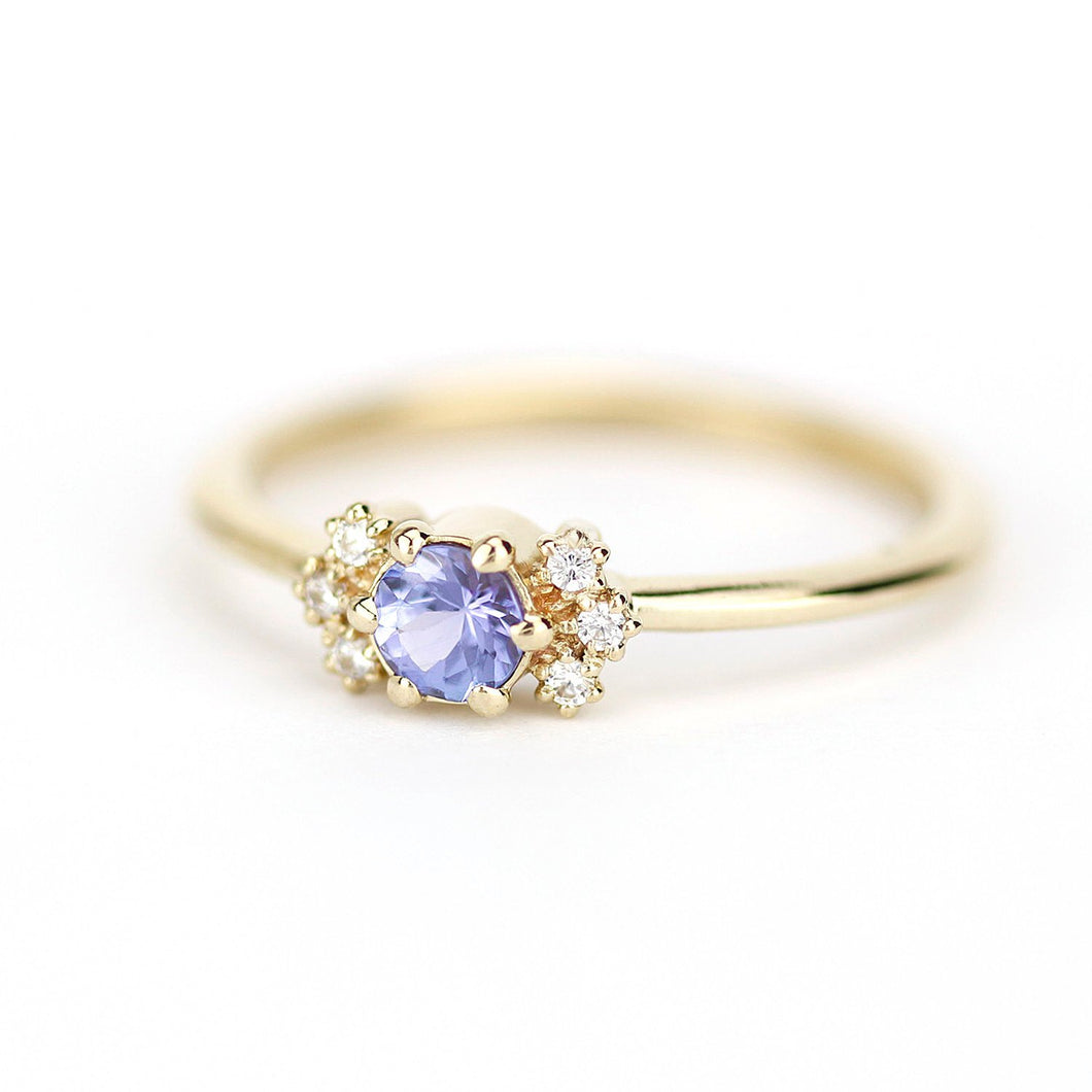 Simple Tanzanite engagement ring, minimalist Cluster ring tanzanite and diamonds - NOOI JEWELRY