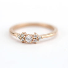 Load image into Gallery viewer, cluster engagement ring round rose gold - NOOI JEWELRY