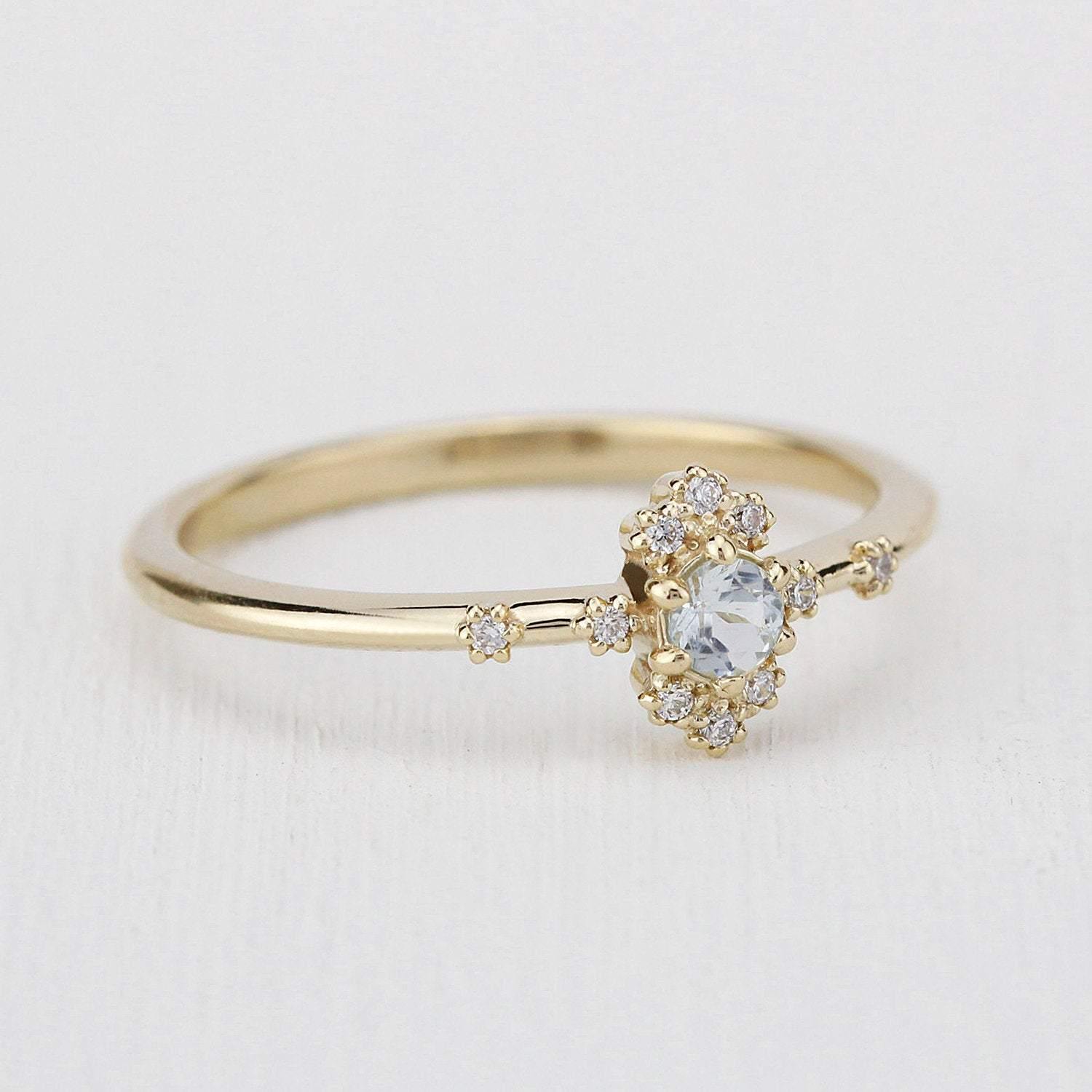 aquamarine engagement ring with diamonds,18k yellow gold - NOOI JEWELRY