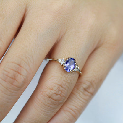 oval tanzanite and diamonds ring, diamond and tanzanite engagement ring - NOOI JEWELRY