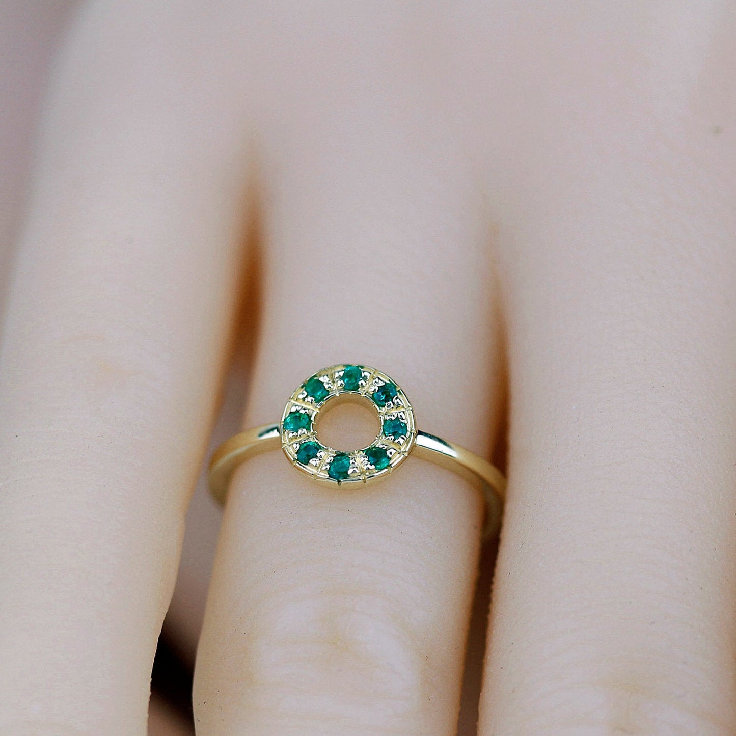 open circle engagement ring emerald - NOOI JEWELRY