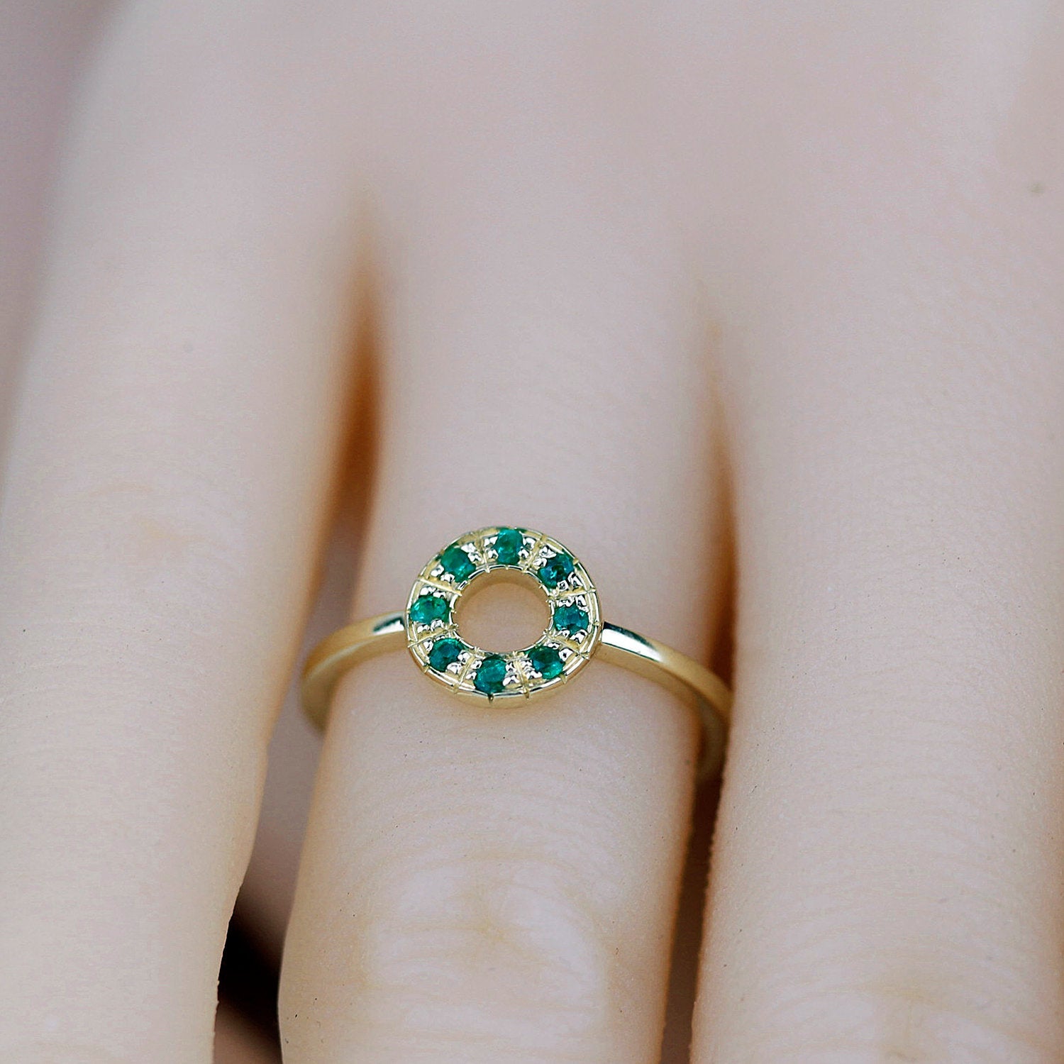 open circle engagement ring emerald - NOOI JEWELRY