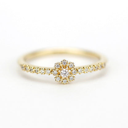 Halo engagement ring with side stones - NOOI JEWELRY