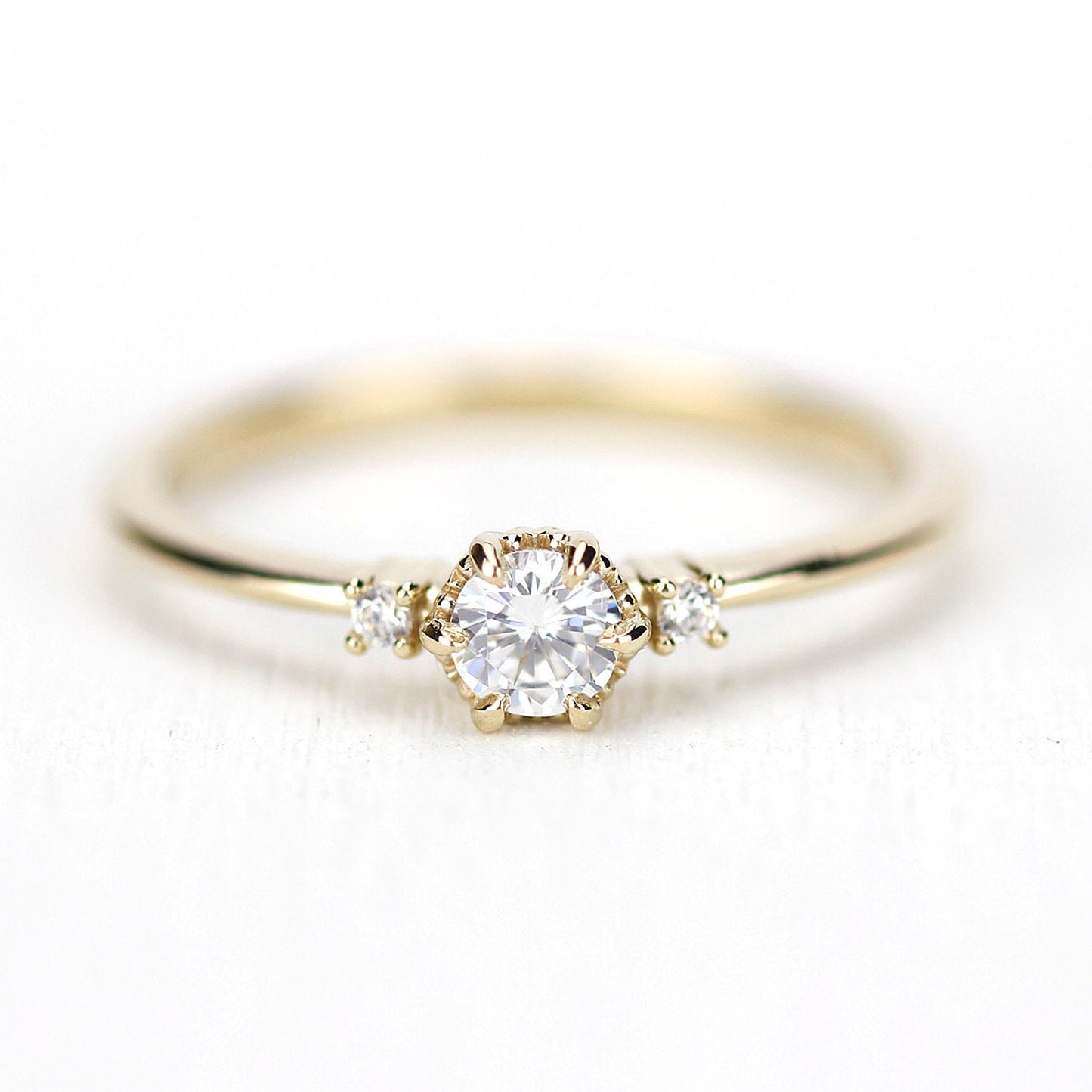 simple engagement ring, delicate engagement ring, dainty engagement ring, minimalist engagement ring, cluster ring, Made in Italy | R252WD
